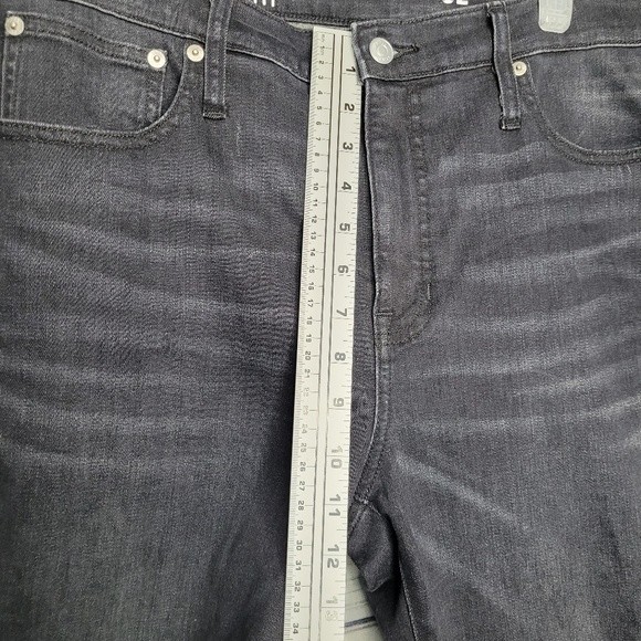 J. Crew Vintage Slim Straight Jeans size 32 - Picture 6 of 9